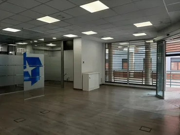 Local comercial en Alcalá de Henares - Foto 4