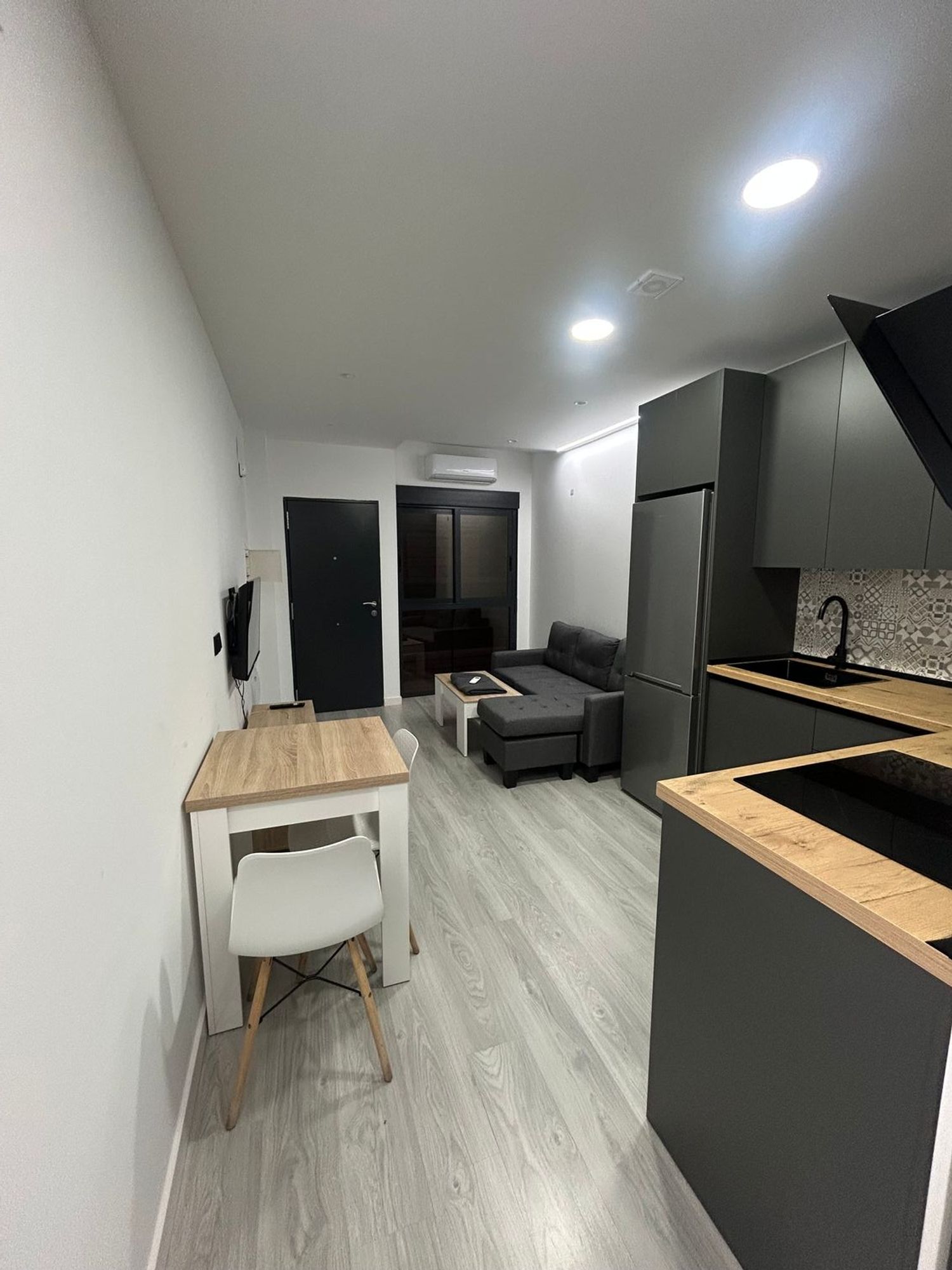 Estudio en Avenida Reino de Murcia, 141, Zona Juan Carlos I - Avenida de Europa - Foto 2