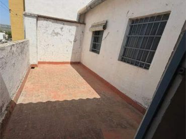 Chalet en Avenida del Parque Lucena Cordoba - Foto 2
