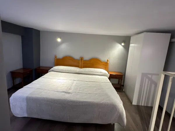 Estudio en calle Nuestra Señora de los Clarines, 8