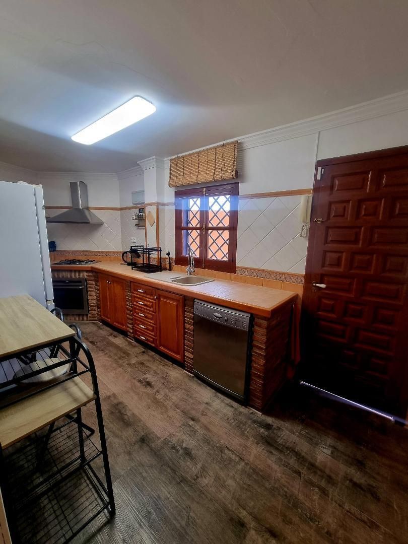 Chalet en  Urbanización Altos del Rodeo 10 - Foto 2