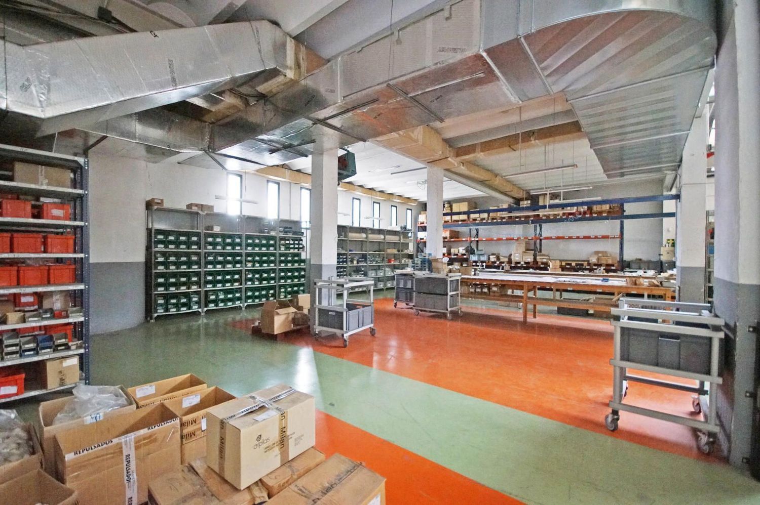 Nave en Calle Arquímedes - Foto 31