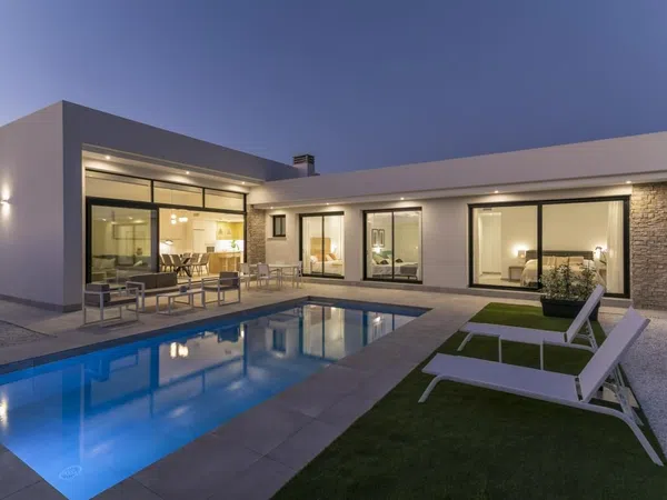 Casa o chalet independiente en Calle Urba Coto Riñales, 27 - Foto 6