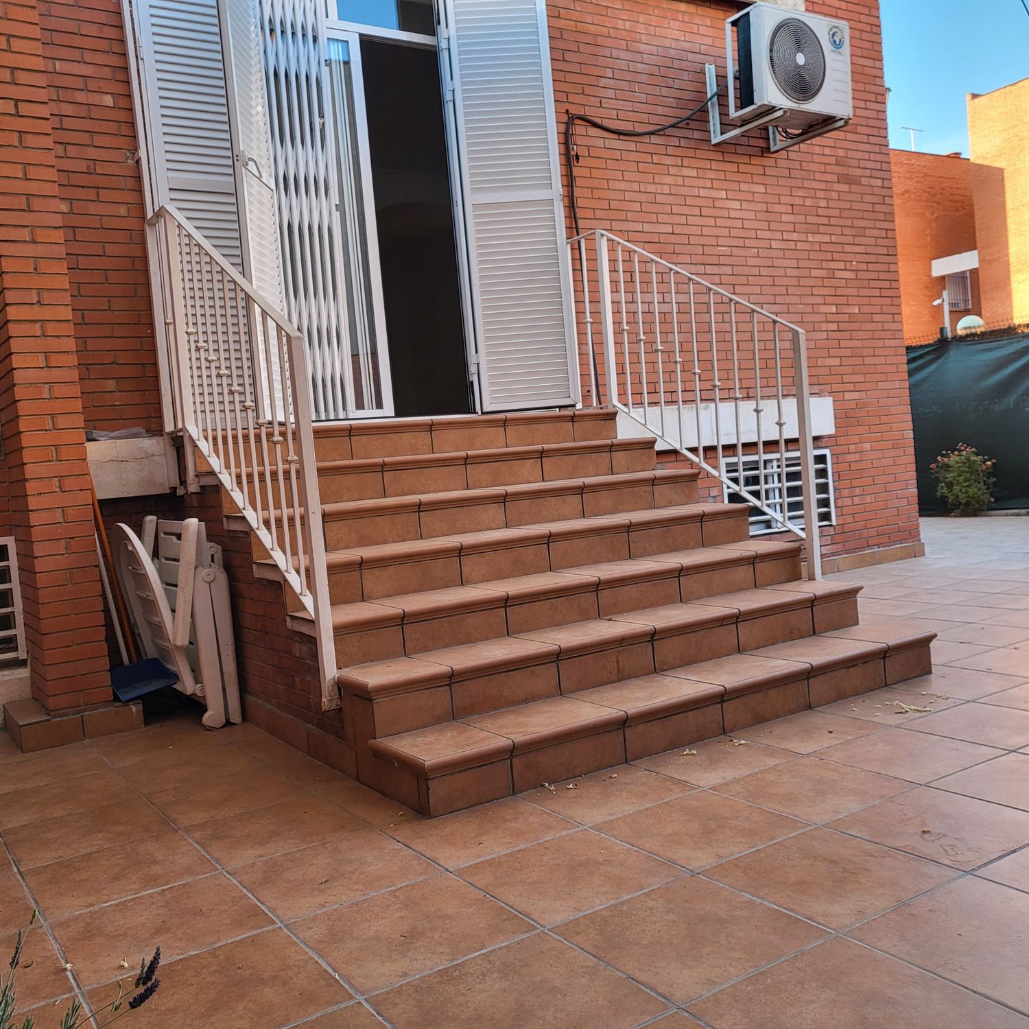 Chalet adosado en Calle Cielo, 3, Alcalde L. Uruñuela - Palacio de Congresos - Foto 4