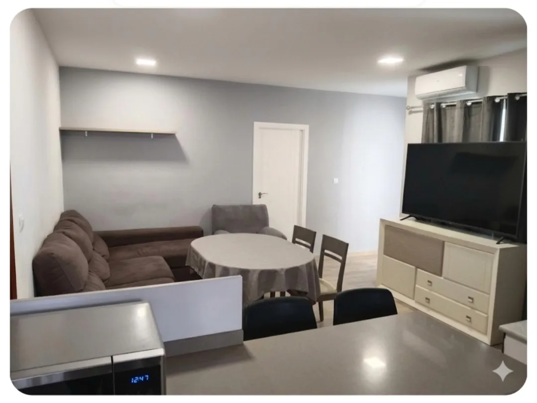 Casa adosada en  Calle Puebla de los Infantes 11 - Foto 4