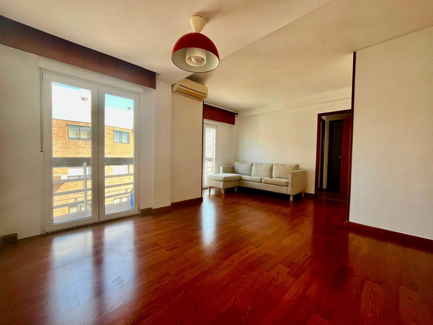 Piso en Avenida Oscar Espla, 28, Ensanche-Diputación - Foto 2