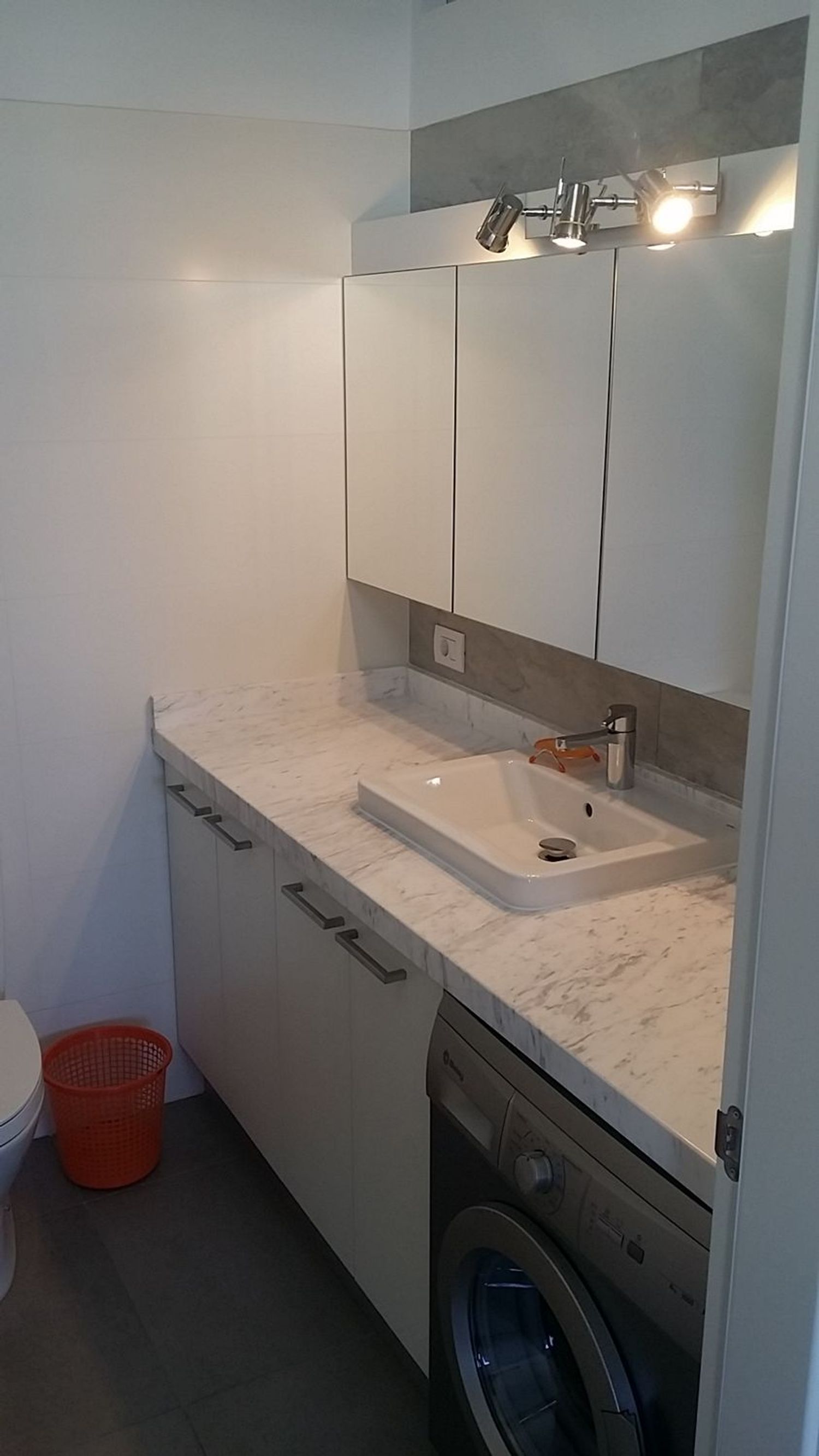 Estudio en calle de Inglaterra, 11 - Foto 4