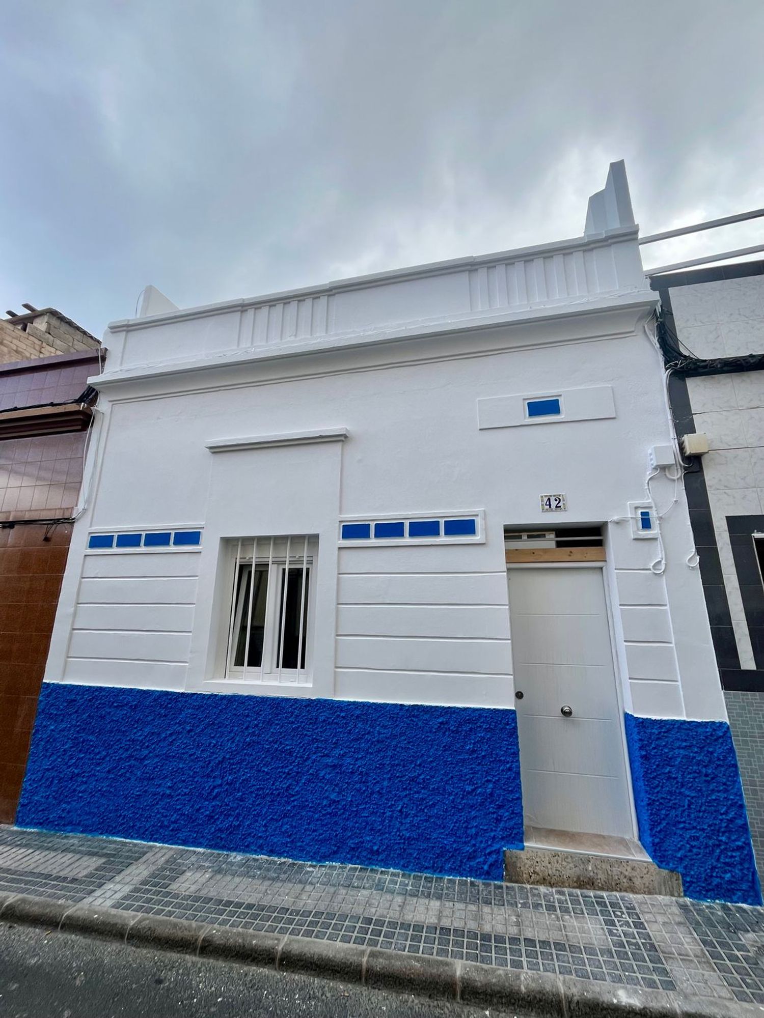 Chalet adosado en calle Alcorac, 42 - Foto 1