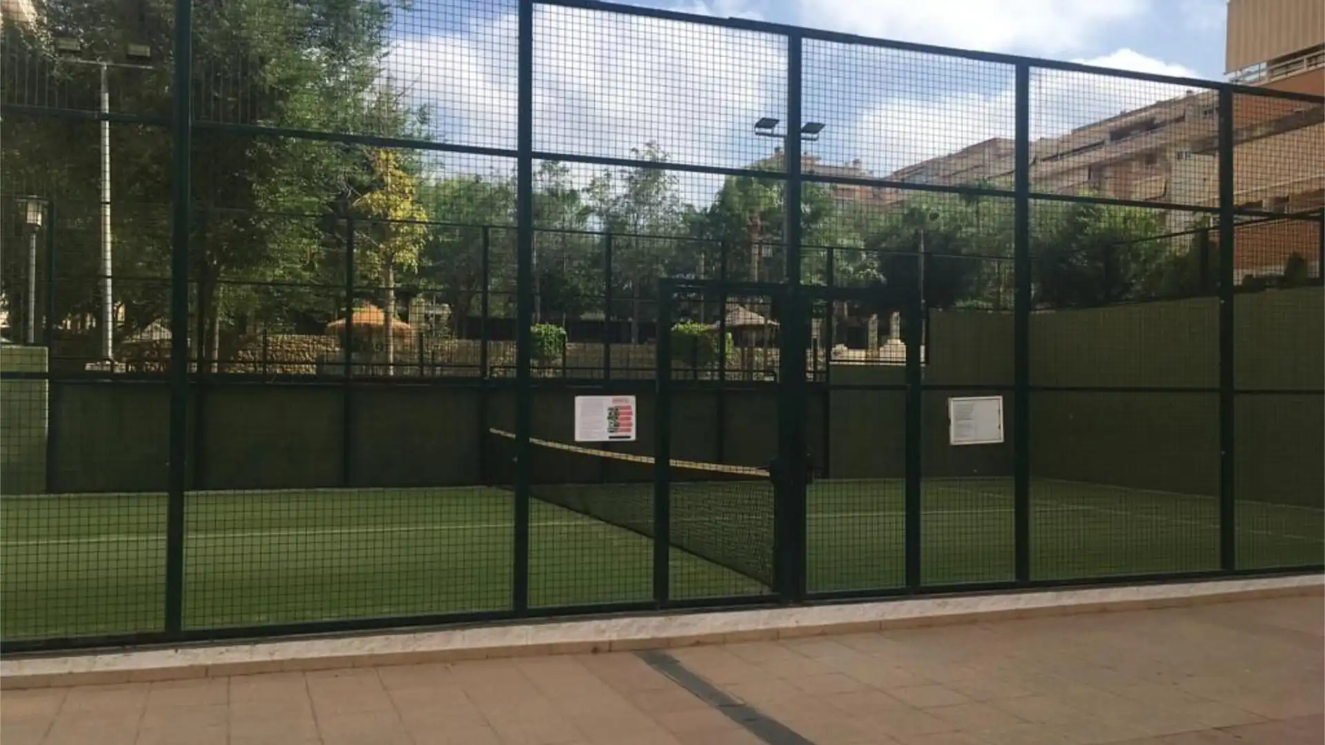 Piso en  Avenida del Editor Ángel Caffarena 21 - Foto 23