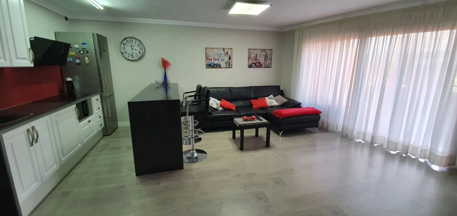 Piso en calle Juan Sebastian Elcano, 23 - Foto 1