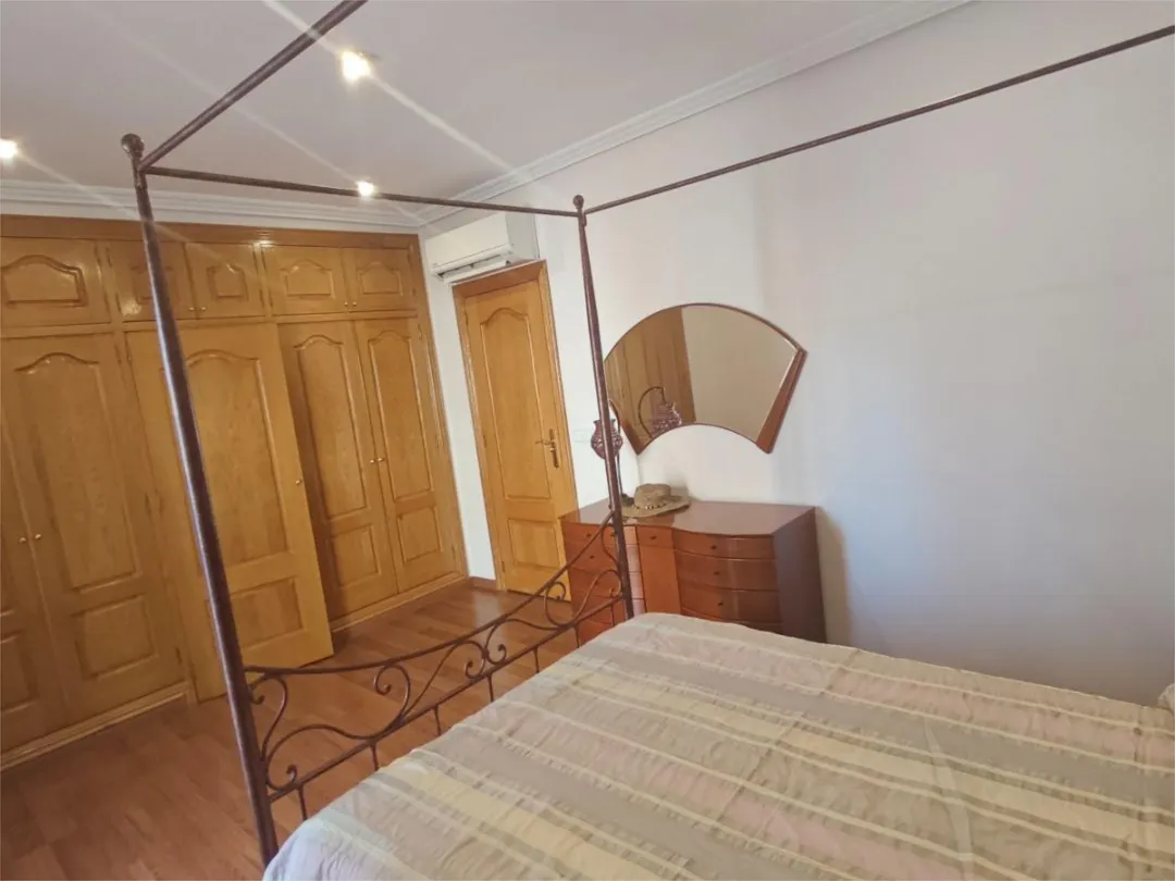 Casa adosada en  Calle Carrascos 18 - Foto 18