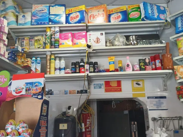 Local en Supermercado, tienda de alimentación en Calle d'Ausiàs Marc, Progrés-Pep Ventura - Foto 11