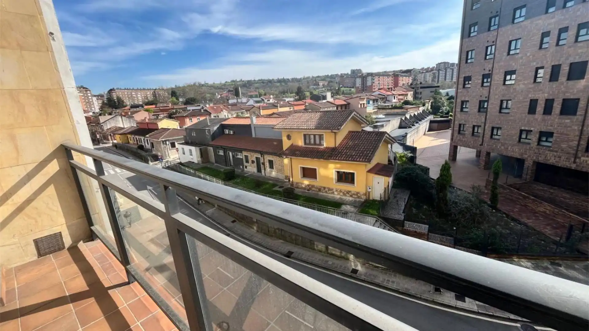 Piso en  Calle Darío de Regoyos 7-21 - Foto 6