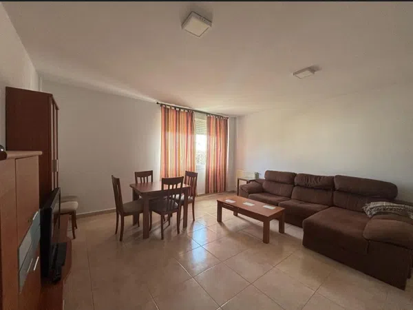 Piso en avenida Pierre de Coubertin, 7 - Foto 2