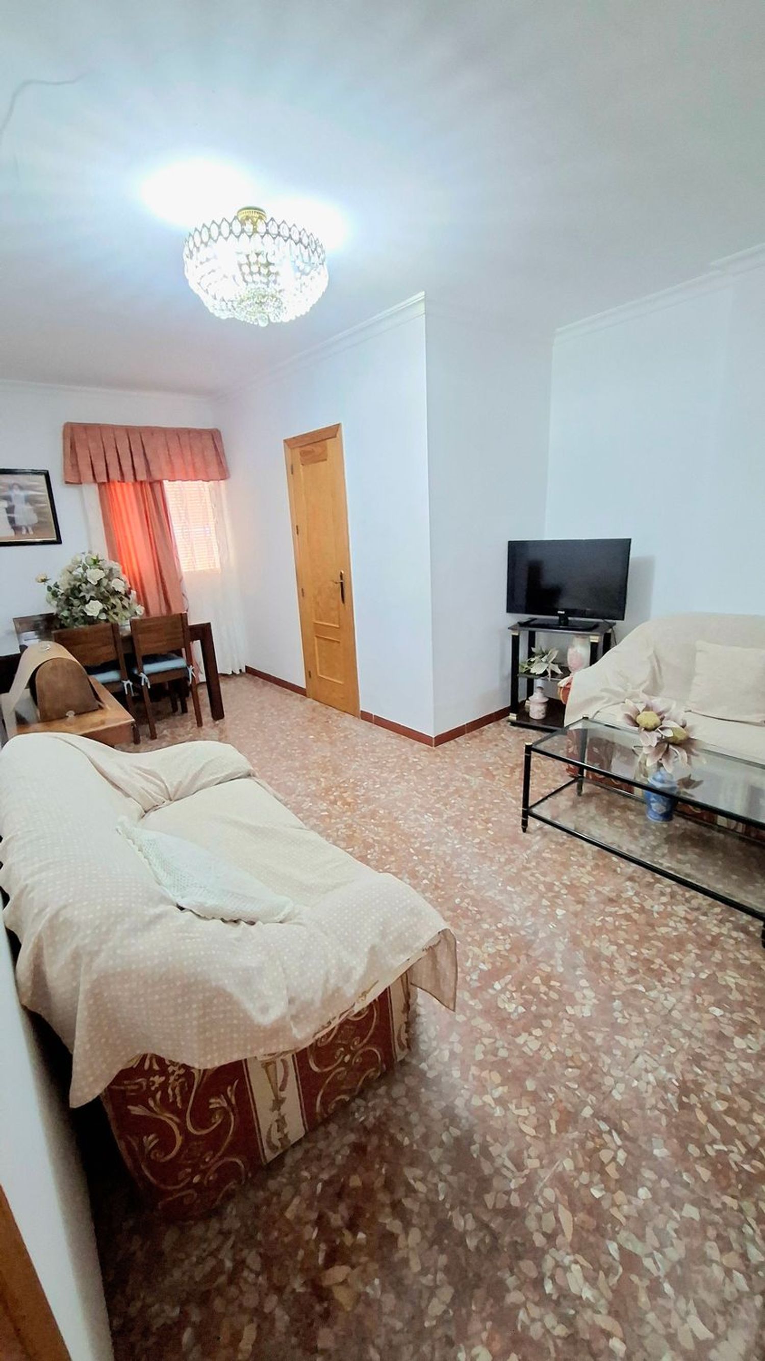 Chalet adosado en calle Marinaleda, 51 - Foto 3