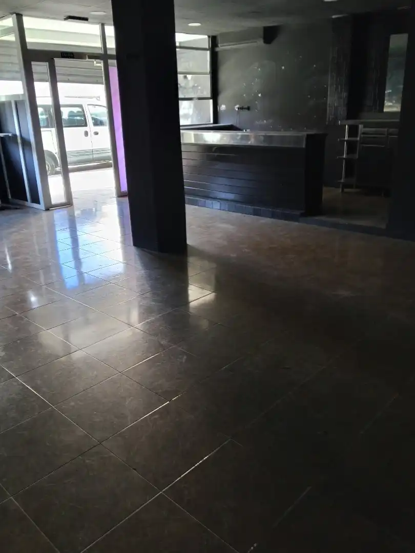 Planta baja en  Carrer de Santander 27 - Foto 9