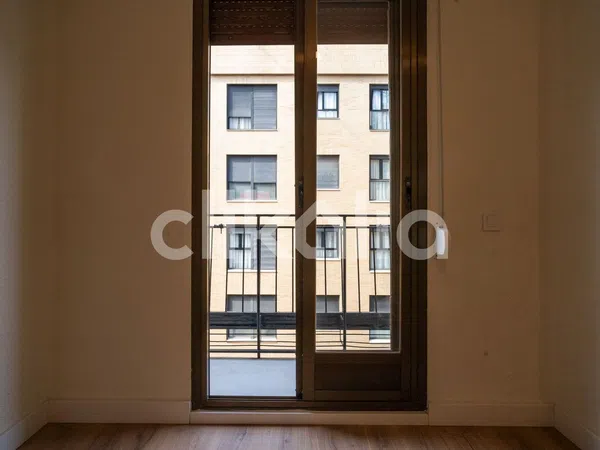 Piso en calle de la Serra d'Agullent - Foto 3