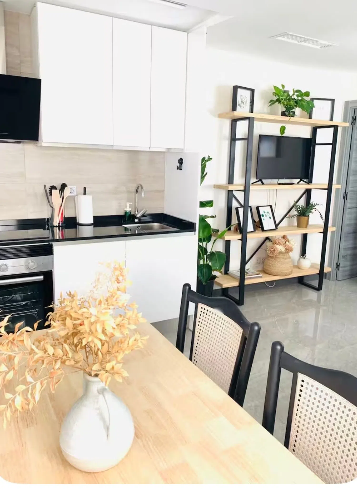 Estudio en calle de Francisco Pizarro, 7 - Foto 7