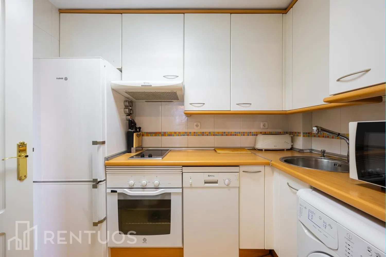 Piso en calle de Deyanira - Foto 9