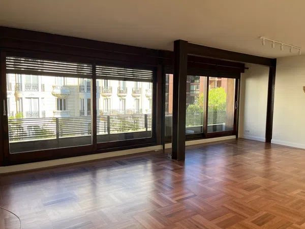 Piso en calle de José Ortega y Gasset, 14