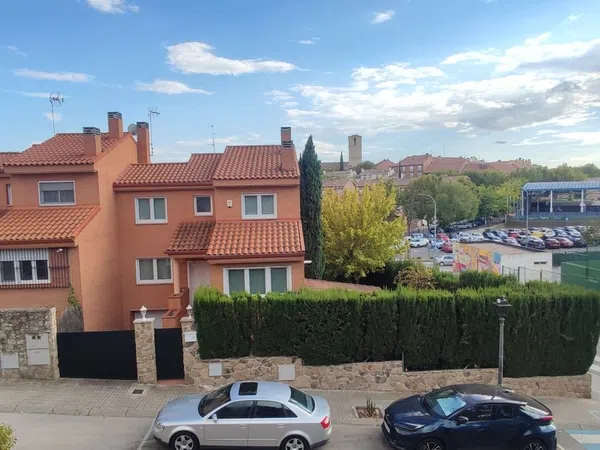 Chalet adosado en San Agustin de Guadalix - Foto 32