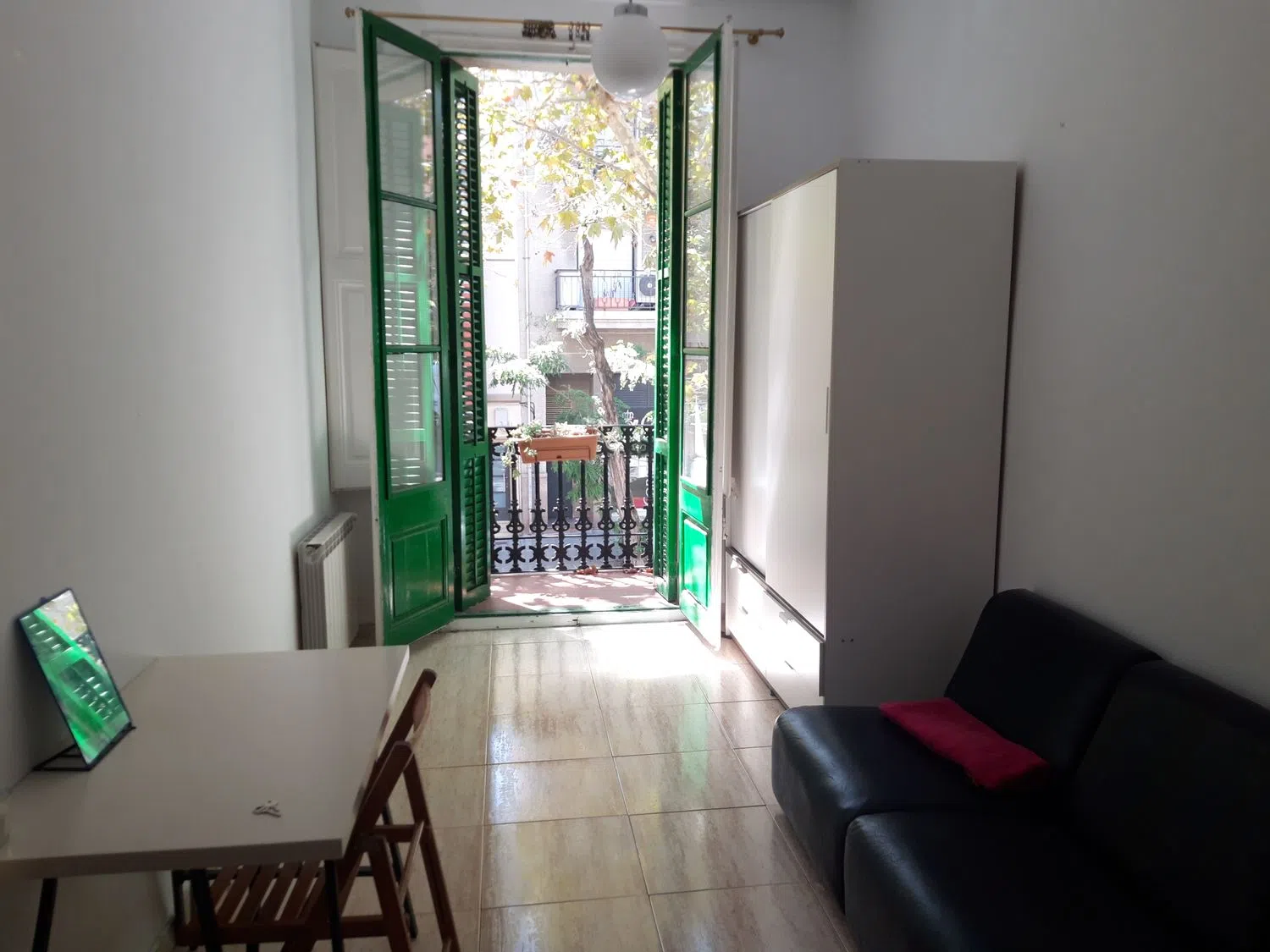 Piso en calle de la Independència, 324 - Foto 2