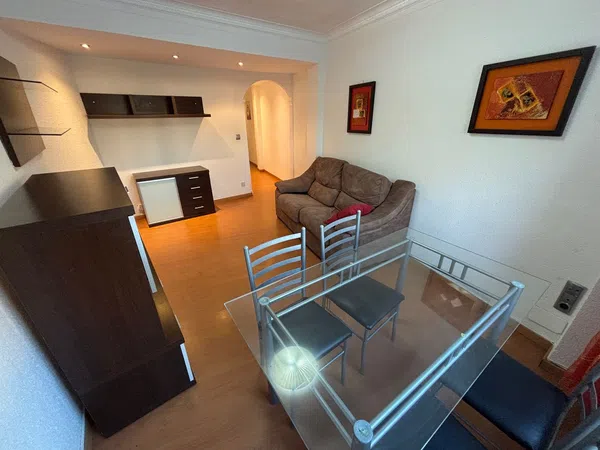 Piso en calle de Ángel Ganivet, 5 - Foto 2