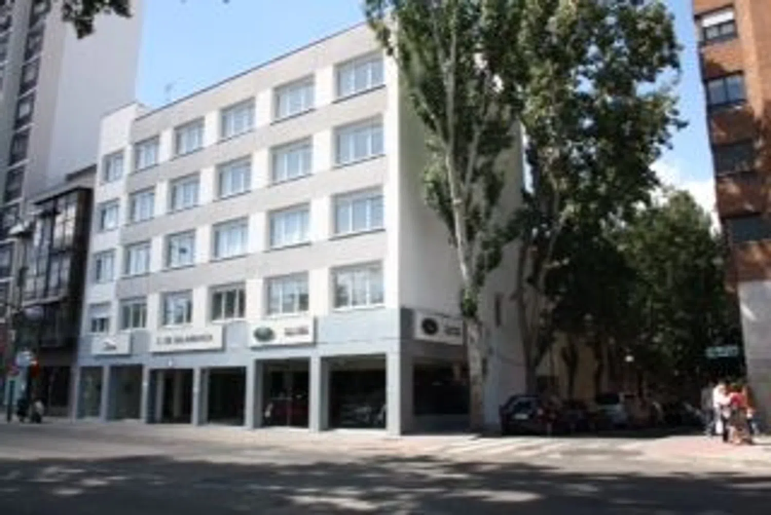Piso en avenida de Valladolid, 45 - Foto 1