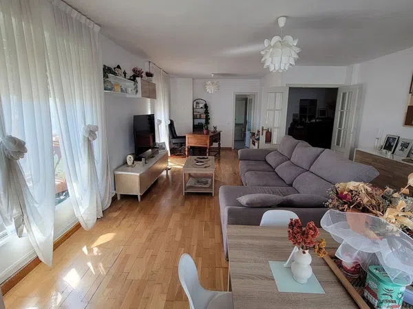 Piso en Villaquilambre - Foto 4