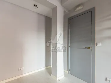 Local comercial en Alcalá de Henares - Foto 18