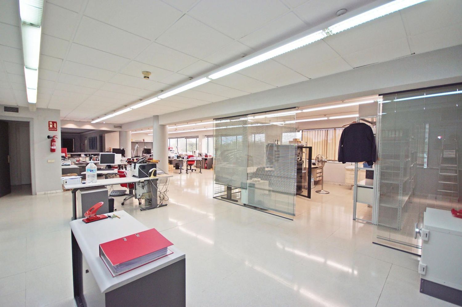 Nave en Calle Arquímedes - Foto 12