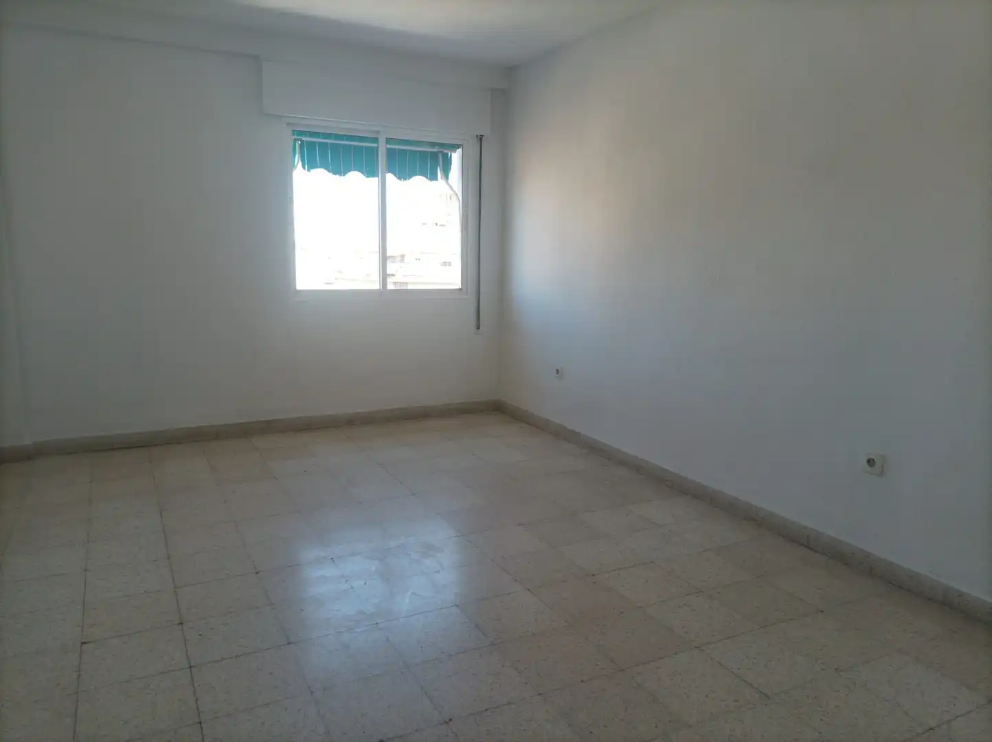Piso en  Avenida del Comandante Benítez - Foto 28
