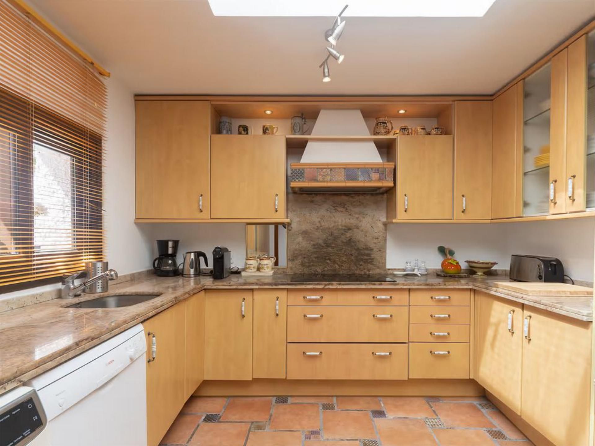 Chalet en  Avenida Carmen Sevilla 11 - Foto 9