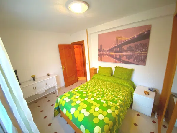 Piso en calle de Seseña, 11