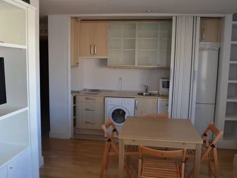 Estudio en calle pintor antonio saura, 14