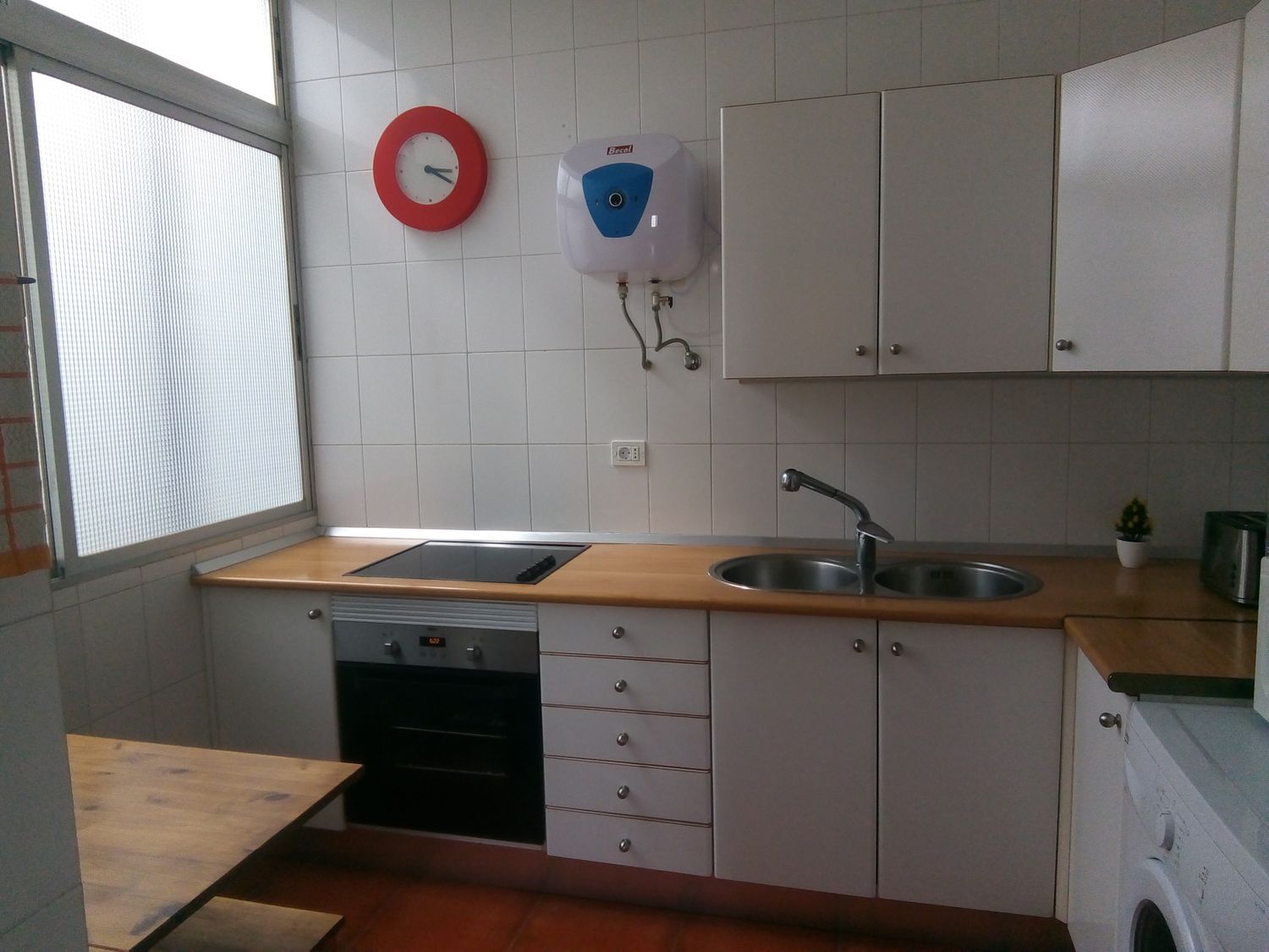 Piso en Barrio Schamann - Rehoyas - Foto 8