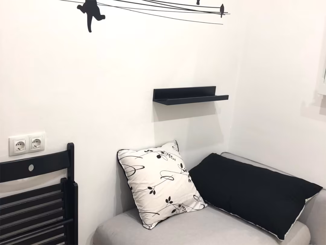 Estudio en  Plaça de Santa Caterina 2 - Foto 3