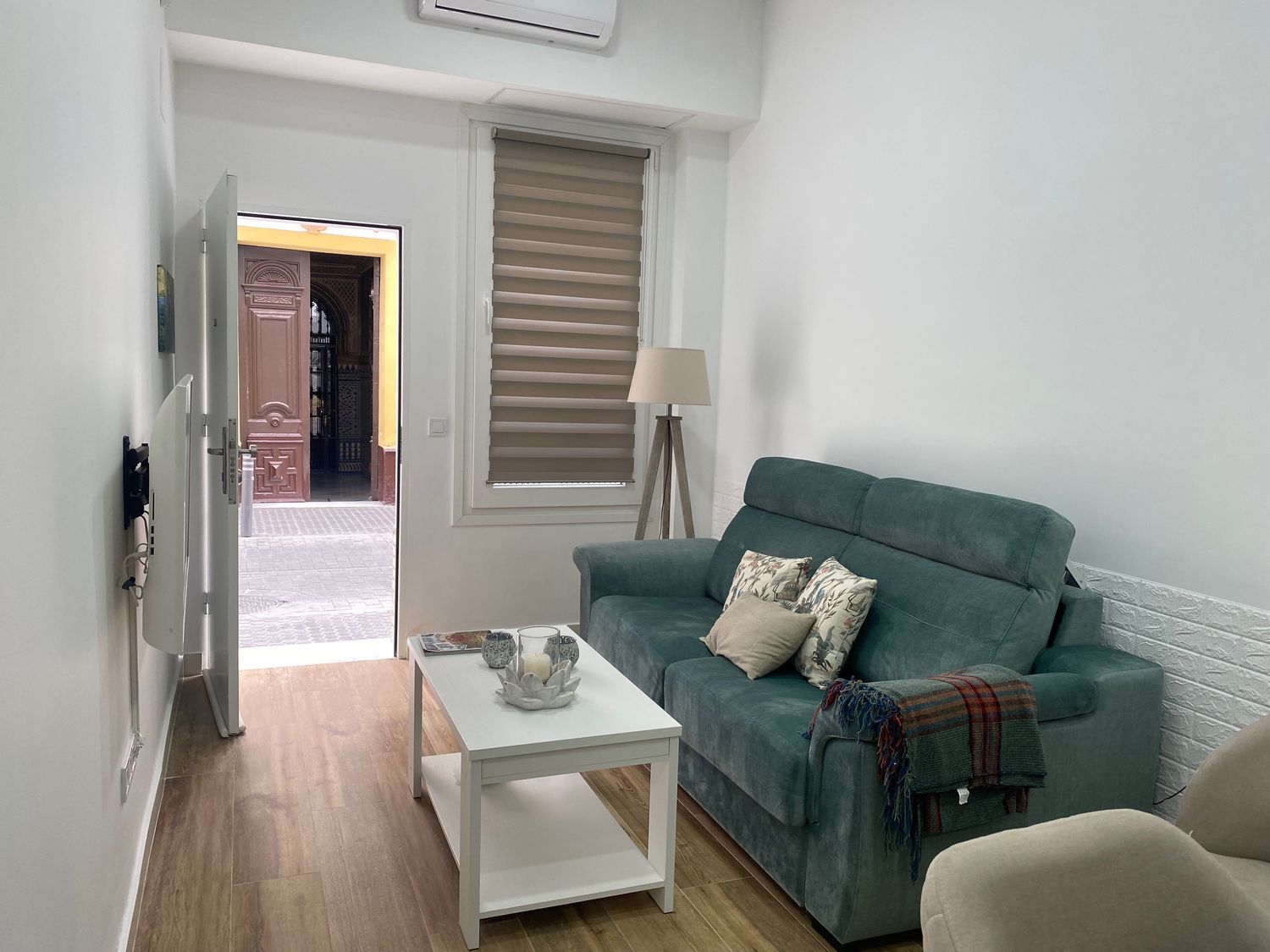 Estudio en calle San Vicente, 7 - Foto 1