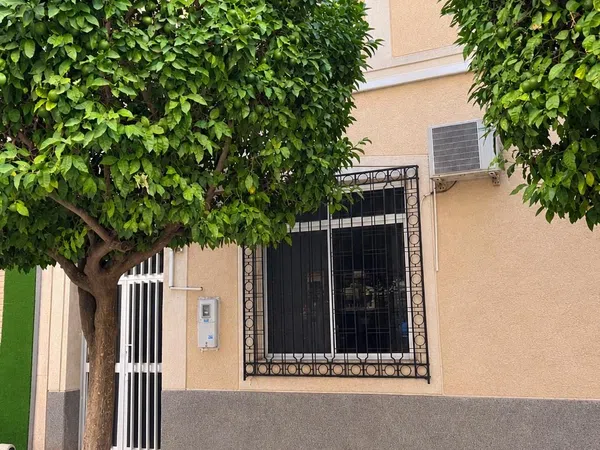 Casa o chalet independiente en Paseo Rosales, 28, Centro - Foto 1