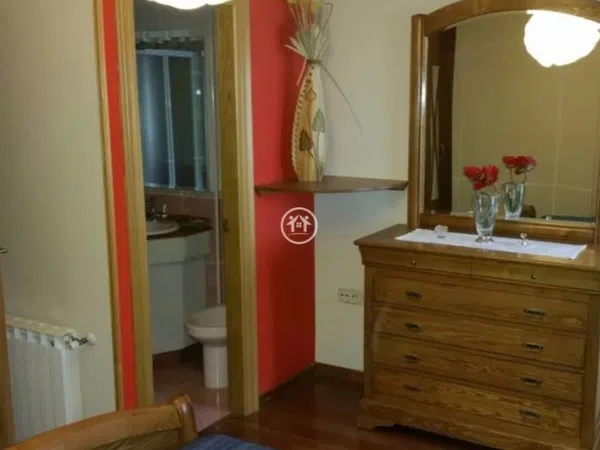 Chalet pareado en Plaza les Campes, 41, La Pola Siero, La Pola Siero - Foto 6