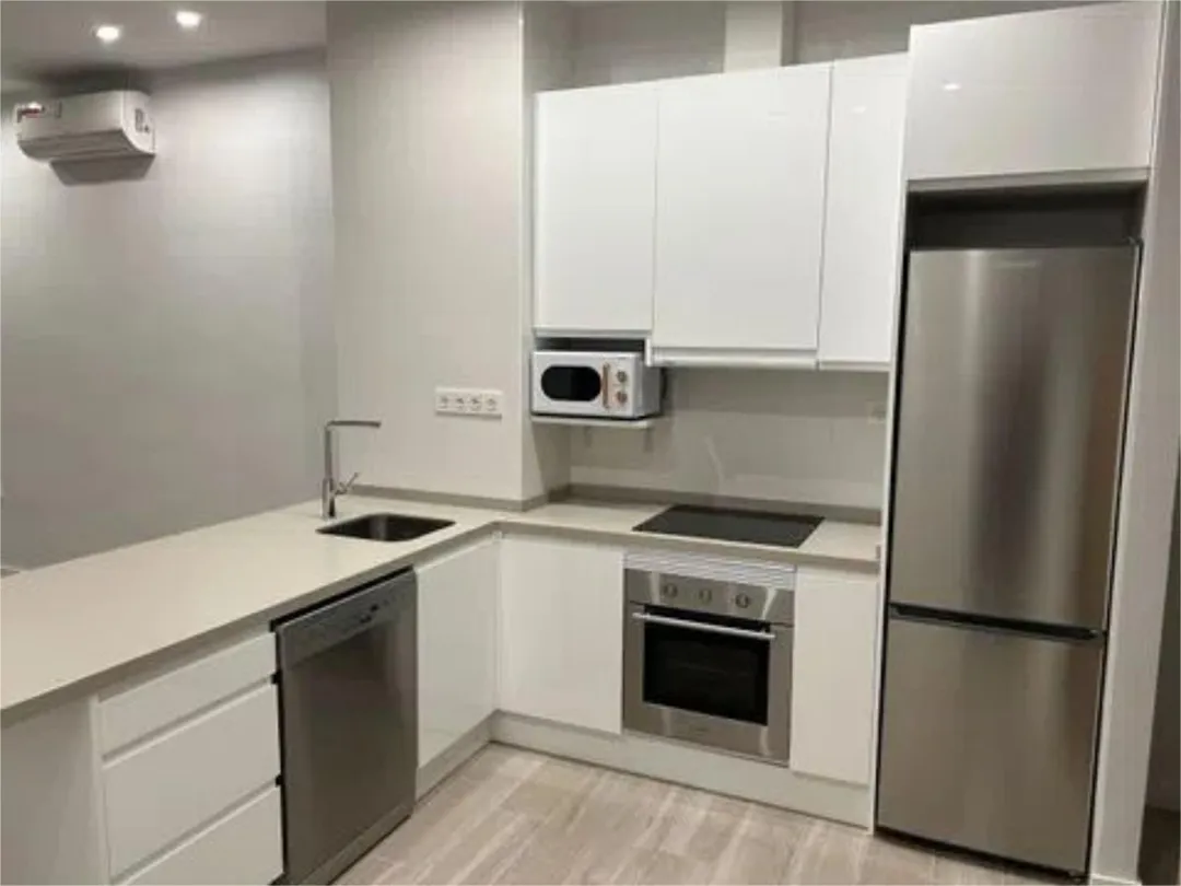 Apartamento en  Calle General Margallo 7 - Foto 1