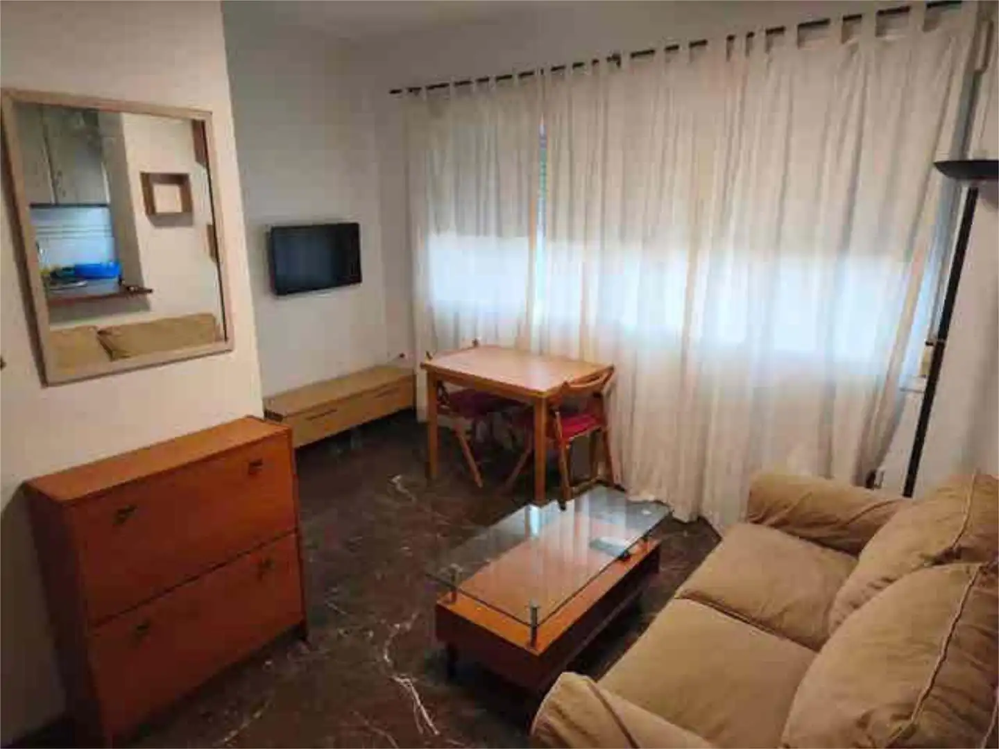 Piso en Huerta de la Reina - Foto 1