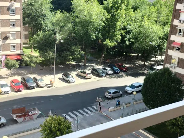 Piso en avenida de El Ferrol, 31