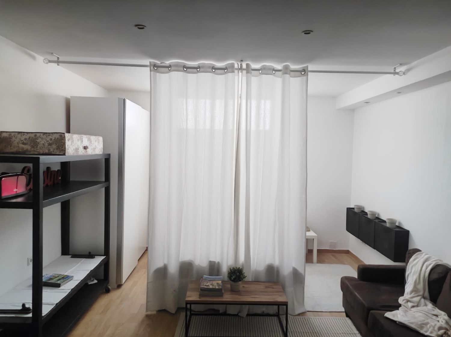 Estudio en calle del Pintor Josep Pinós, 10 - Foto 1