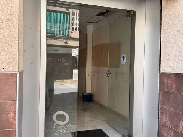 Local en Avenida de l'Onze de Setembre, 5 D - Foto 7