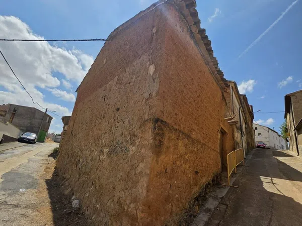 Casa de pueblo en Calle s/n - Foto 2