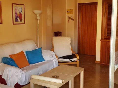 Piso en c/García Luna, 1