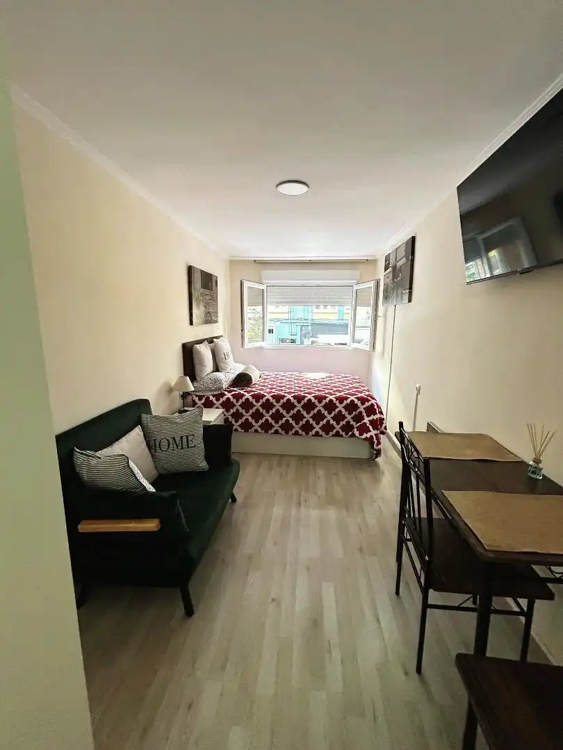 Estudio en  Calle Roncal 4 - Foto 2