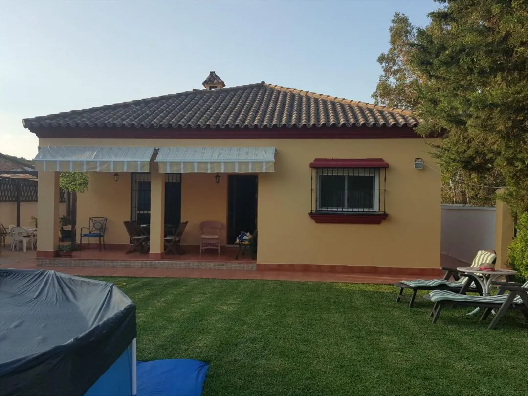 Chalet en  Carretera del Marquesado 11 - Foto 4