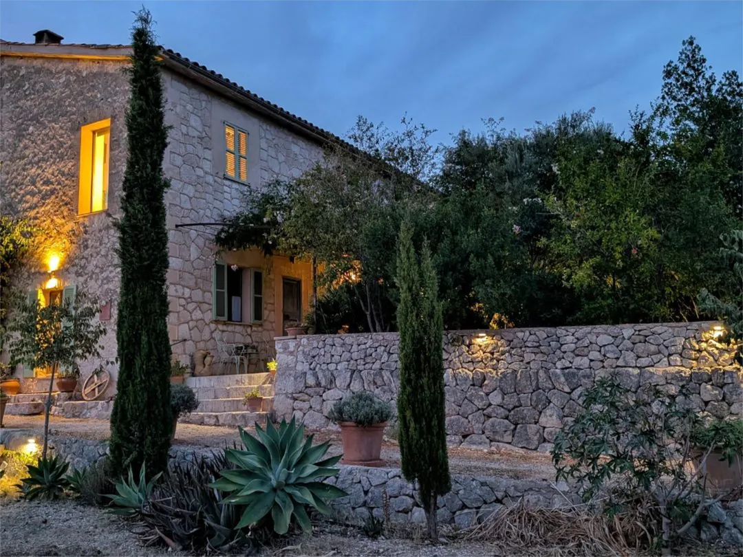 Piso en  Camí de la Vela 16 - Foto 1